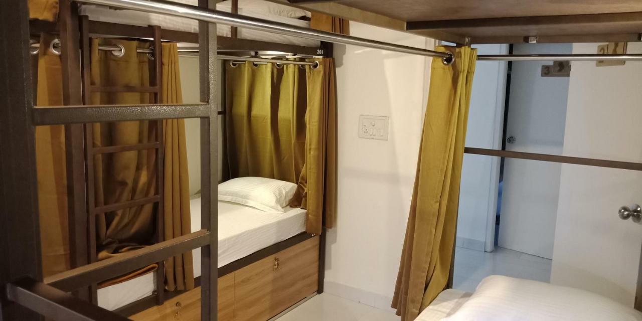Banaras Hostel Kakarmatha Luaran gambar