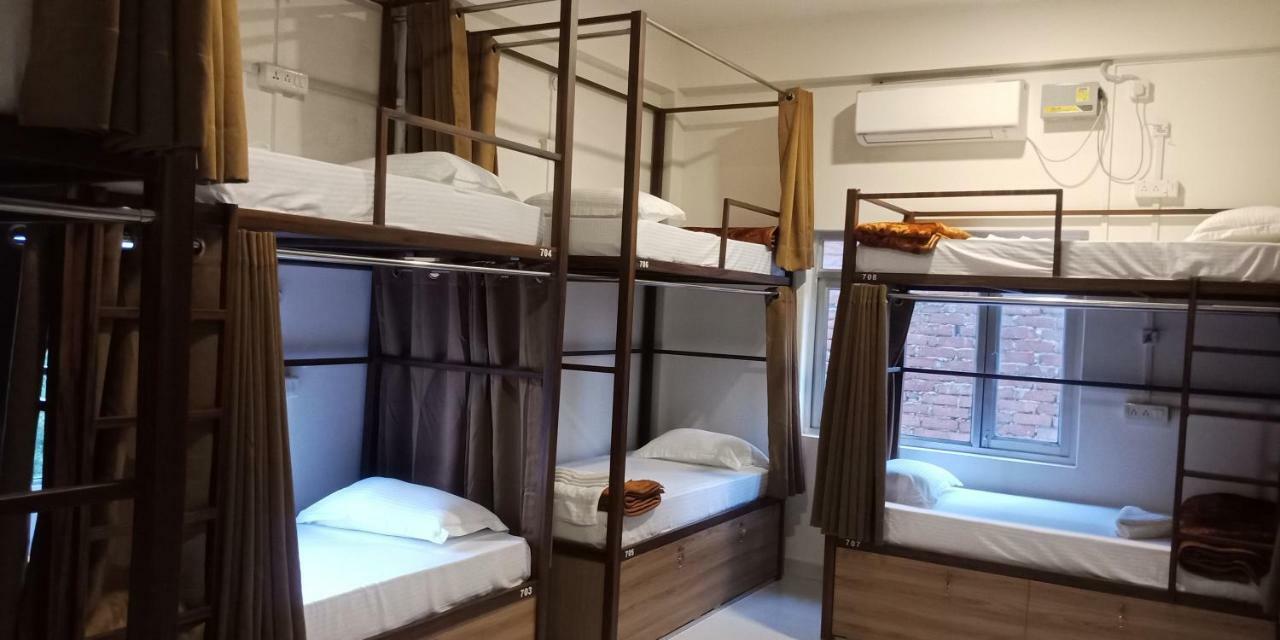 Banaras Hostel Kakarmatha Luaran gambar